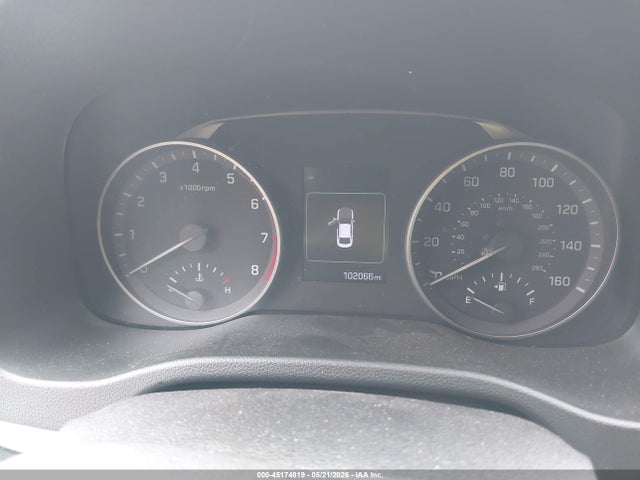 Hyundai ELANTRA Value Edition