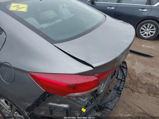 Hyundai ELANTRA Sel