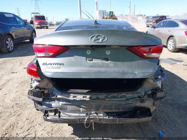 Hyundai ELANTRA Sel