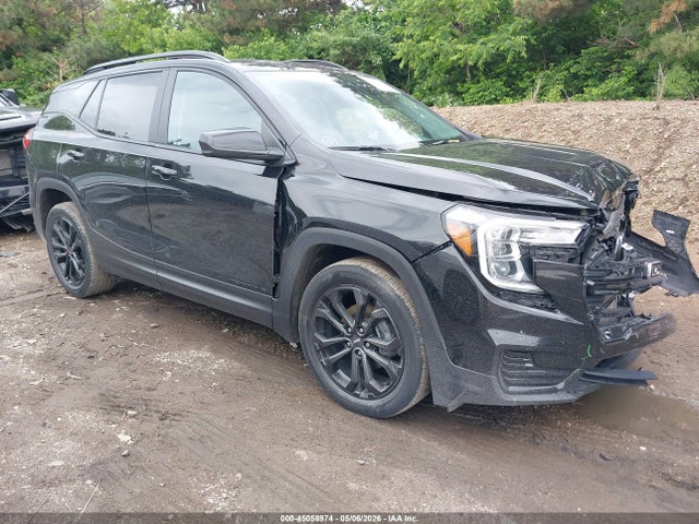 Salvage GMC Terrain Image