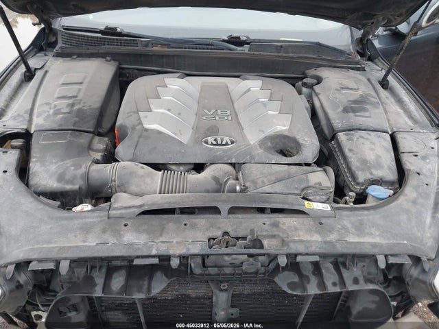 Kia K900 Luxury