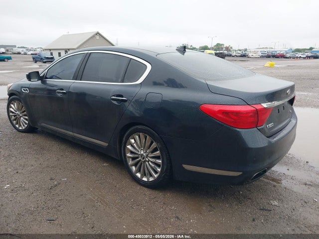 Kia K900 Luxury