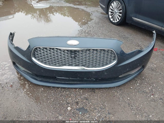Kia K900 Luxury