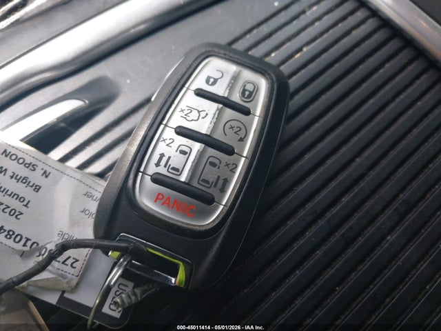 Chrysler Pacifica Touring L
