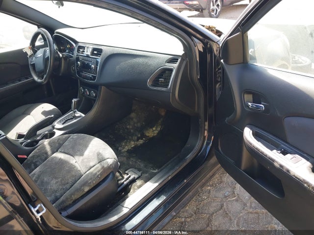 Chrysler 200 Lx