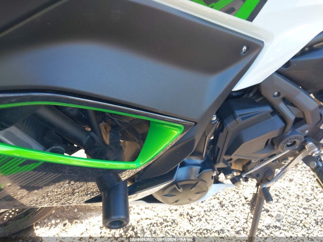 Kawasaki Ex650 N