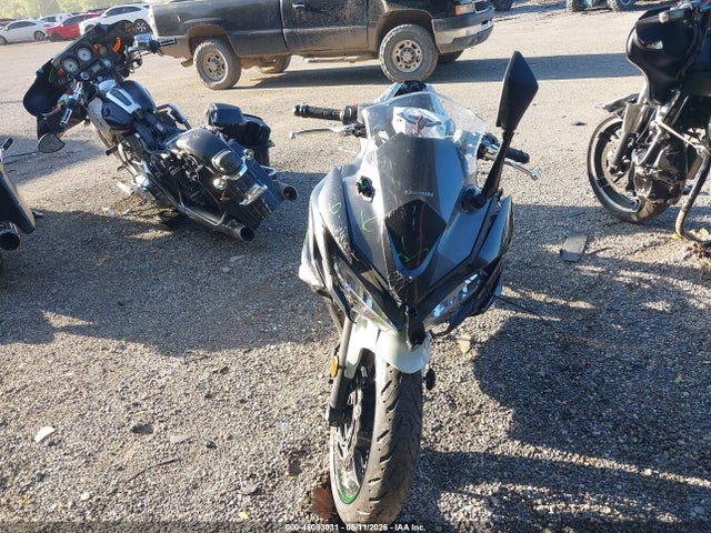 Kawasaki Ex650 N