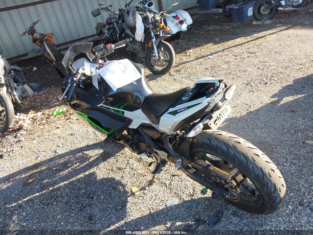 Kawasaki Ex650 N