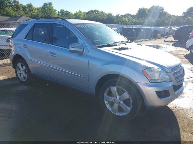 Salvage Mercedes-Benz M-Class Image