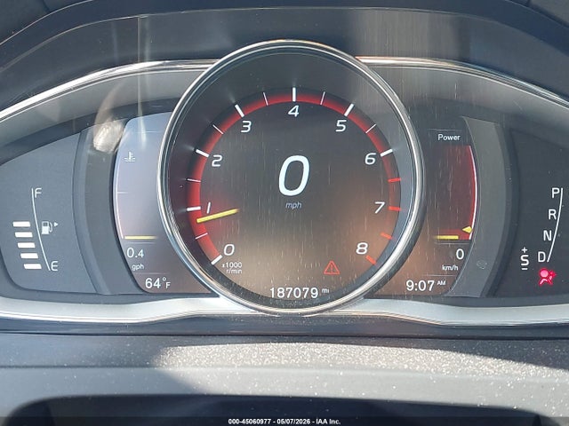 Volvo V60 Cross Country T5
