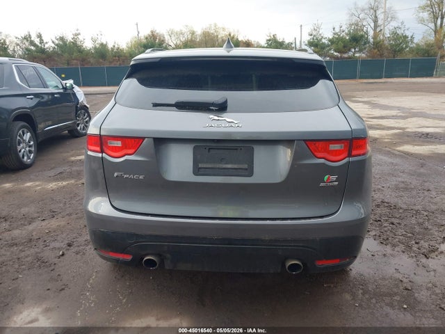 Jaguar F-PACE S