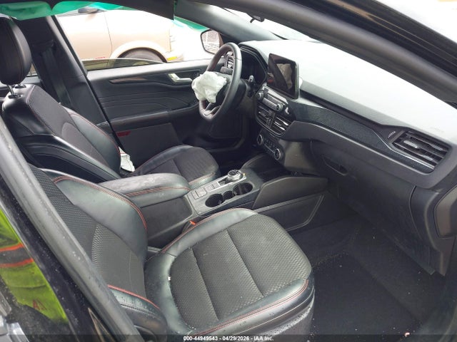 Ford Escape St-line