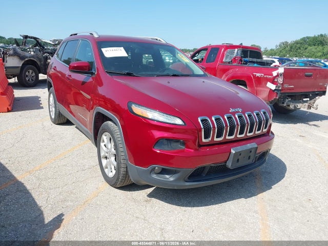 Salvage Jeep Cherokee Image
