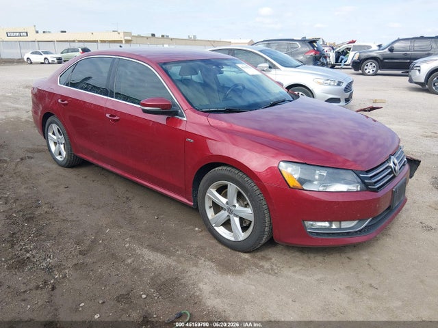 Salvage Volkswagen Passat Image