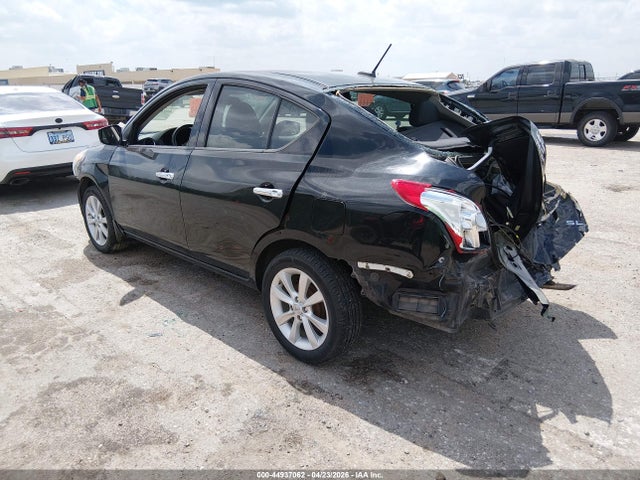 Nissan Versa 1.6 Sl