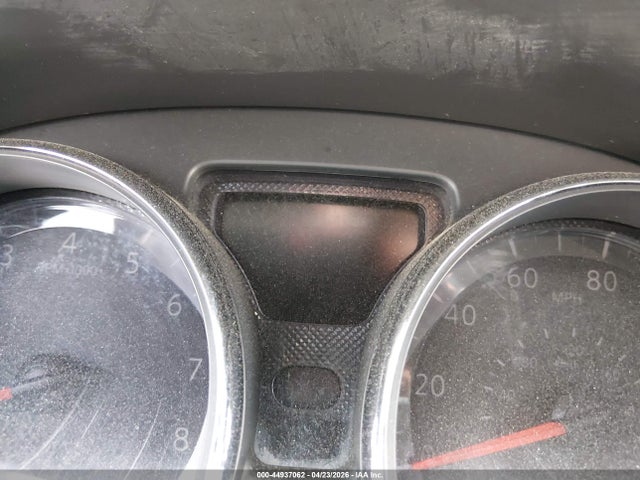 Nissan Versa 1.6 Sl