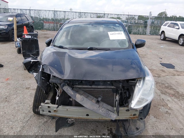 Nissan Versa 1.6 Sl