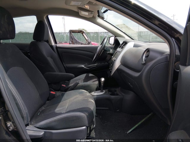 Nissan Versa 1.6 Sl