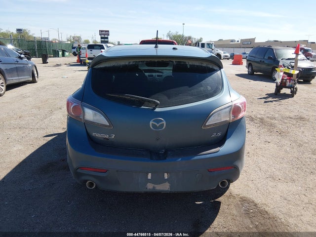 Mazda Mazda3 S Sport