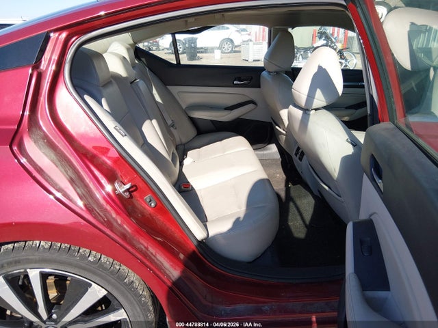 Nissan Altima 2.5 Platinum