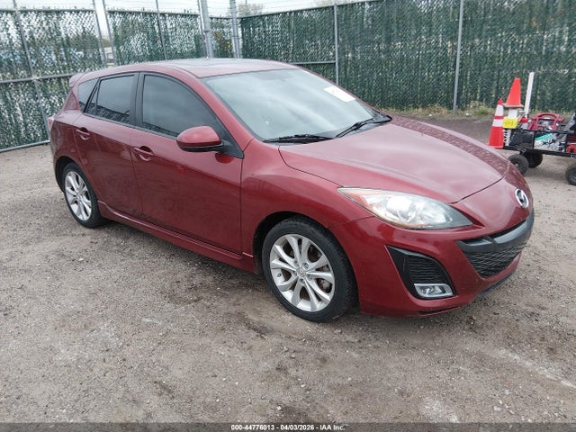 Salvage Mazda Mazda3 Image