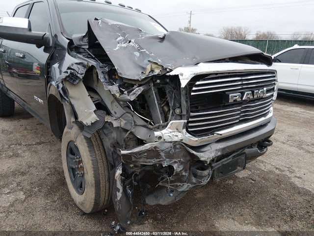 Ram 2500 Laramie  4x4 6'4 Box