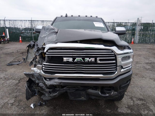 Ram 2500 Laramie  4x4 6'4 Box