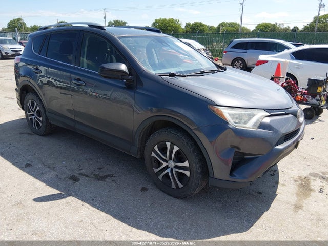 Salvage Toyota RAV4 Image