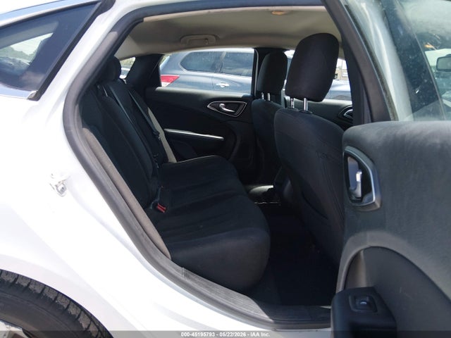 Chrysler 200 Lx