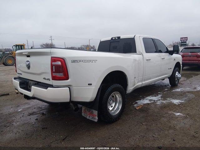 Ram 3500 Laramie  4x4 8' Box