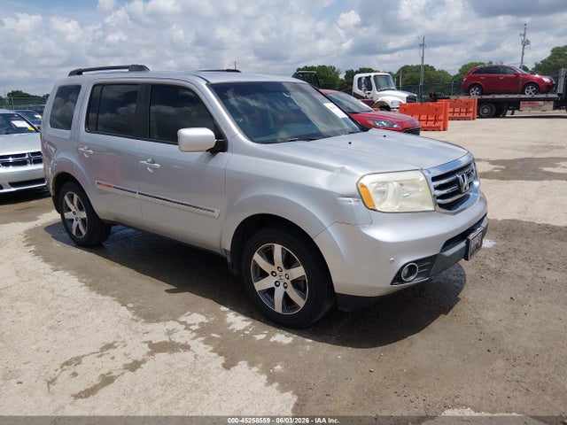Salvage Honda Pilot Image
