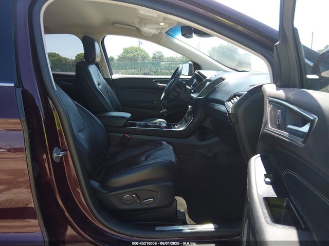 Ford Edge Titanium