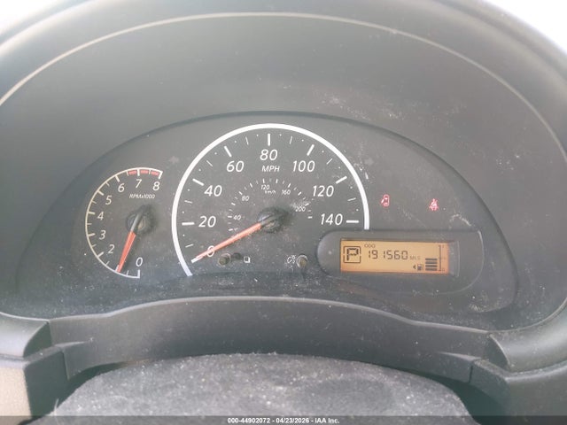 Nissan Versa 1.6 S+