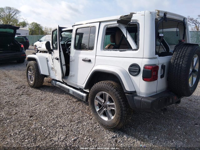 Jeep Wrangler Sahara 4x4