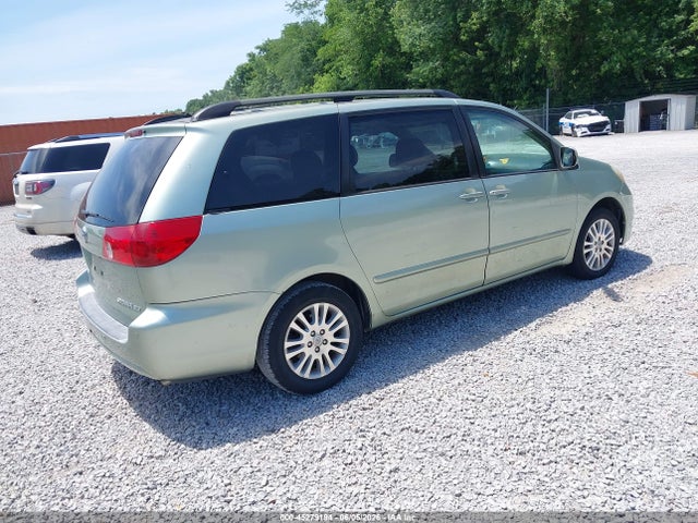 Toyota Sienna Xle