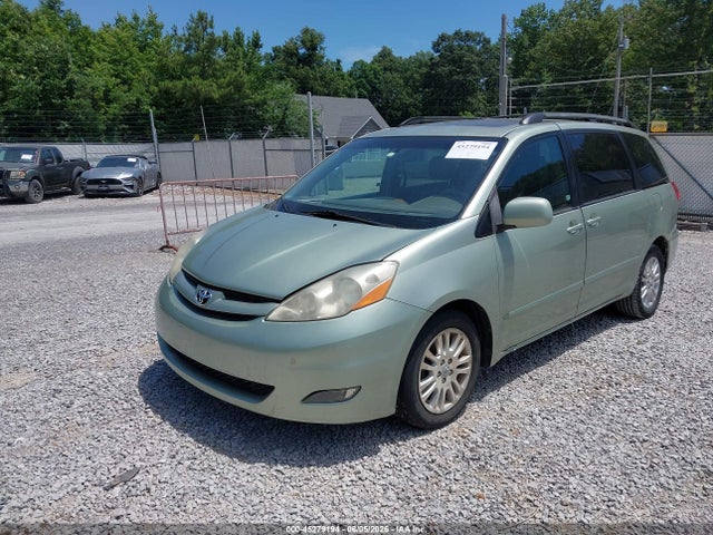 Toyota Sienna Xle