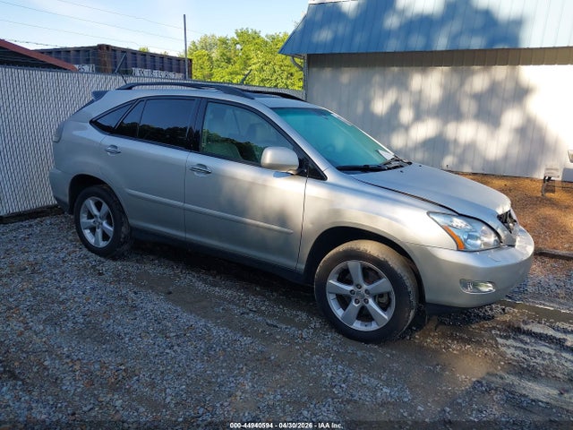 Salvage Lexus RX Image