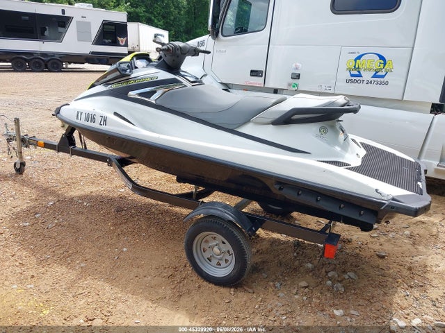 Yamaha Waverunner