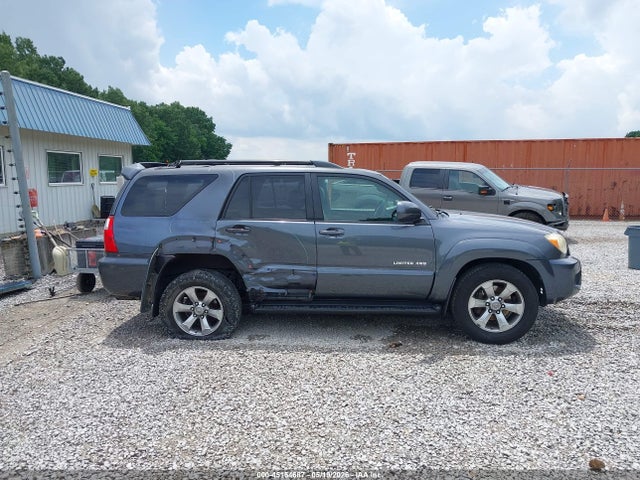 Toyota 4Runner Limited V6