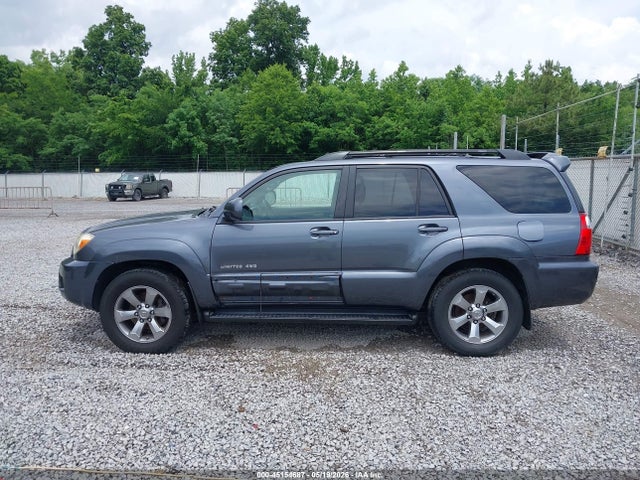 Toyota 4Runner Limited V6