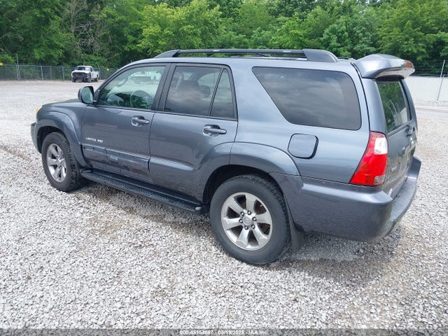 Toyota 4Runner Limited V6