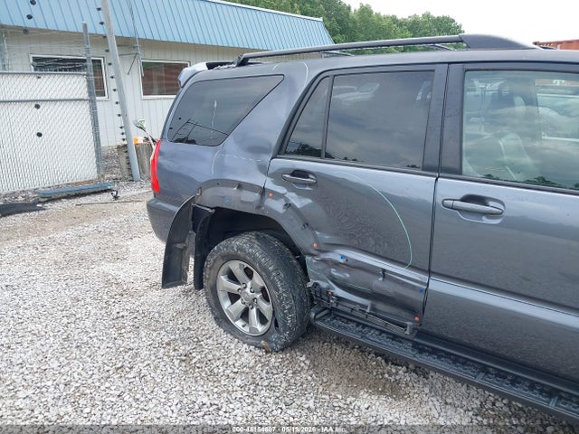 Toyota 4Runner Limited V6