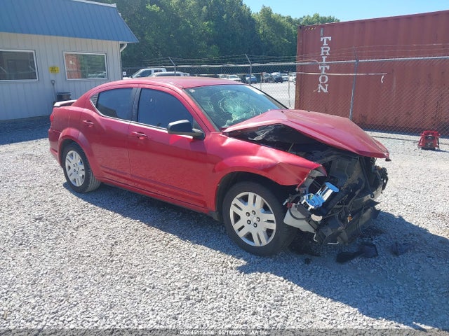 Salvage Dodge Avenger Image