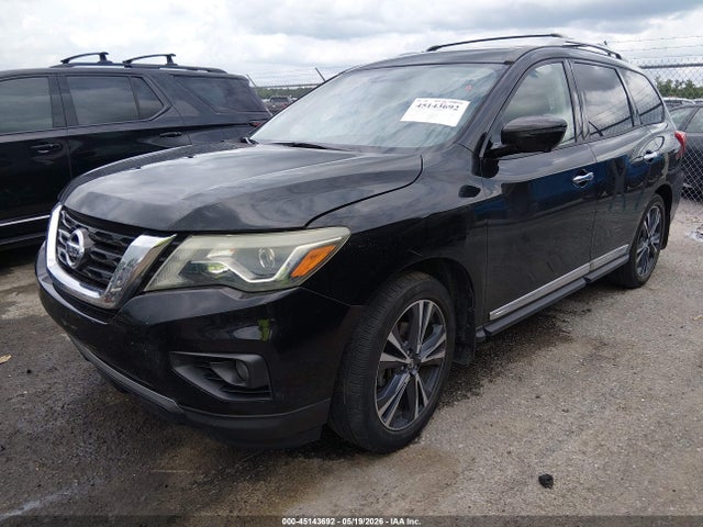 Nissan Pathfinder Platinum