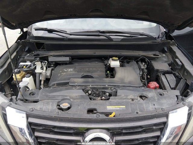 Nissan Pathfinder Platinum