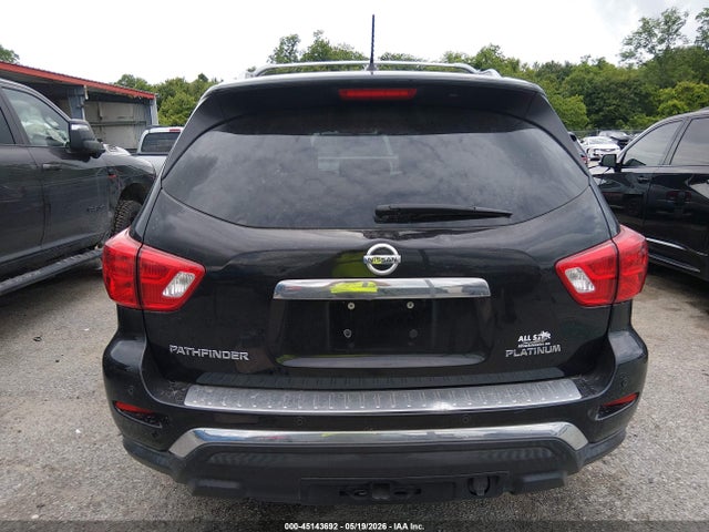 Nissan Pathfinder Platinum
