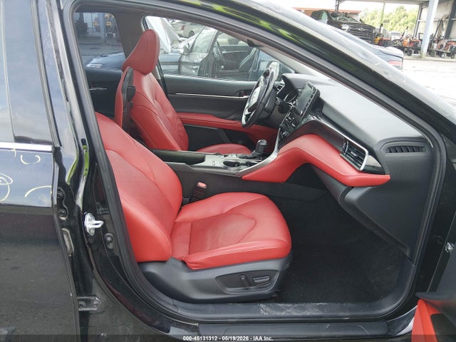 Toyota Camry Xse