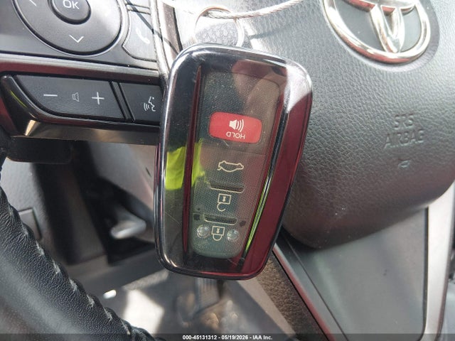Toyota Camry Xse