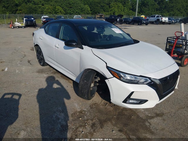 Salvage Nissan Sentra Image