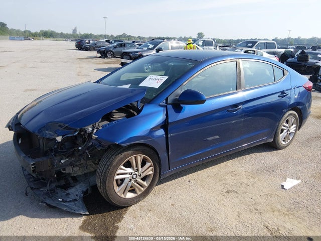 Hyundai ELANTRA Sel